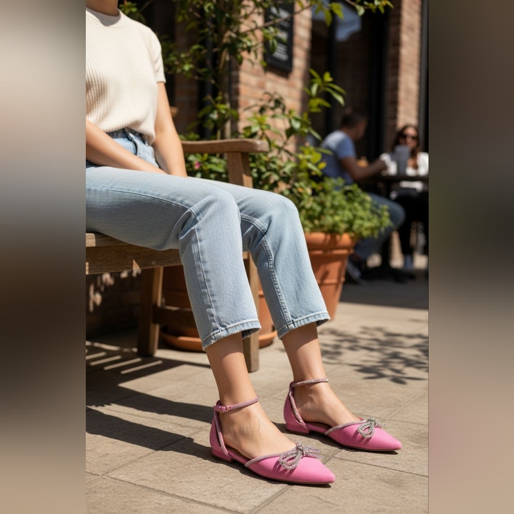Shoe Dazzle  Flat  Pointed Coquette Glam Shoes Pink Color Size 8.5 Big